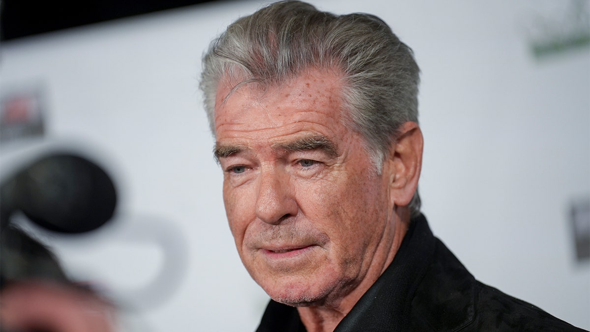 Pierce Brosnan red carpet