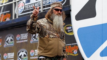 'Duck Dynasty' star Phil Robertson remembered for 'extraordinary legacy' after his death: 'He will be missed'